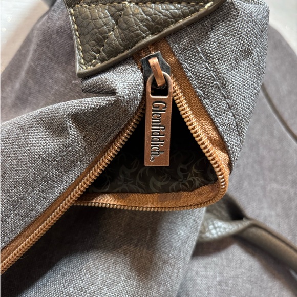 New Brown Weekend Men’s Duffle Bag Glenfiddich Whiskey Logo Detachable Strap! - Picture 10 of 13